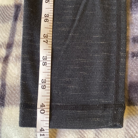 Lululemon leggings - Picture 4 of 5